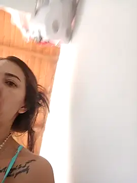 LunaZambrano online show from November 17, 6:14 pm