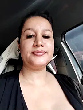 Snapshot of keilymadam chatting on May 9, 2:55 pm keilymadam online show from May 9, 2:55 pm
