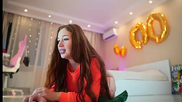 RosyEmily online show from December 21, 1:32 pm