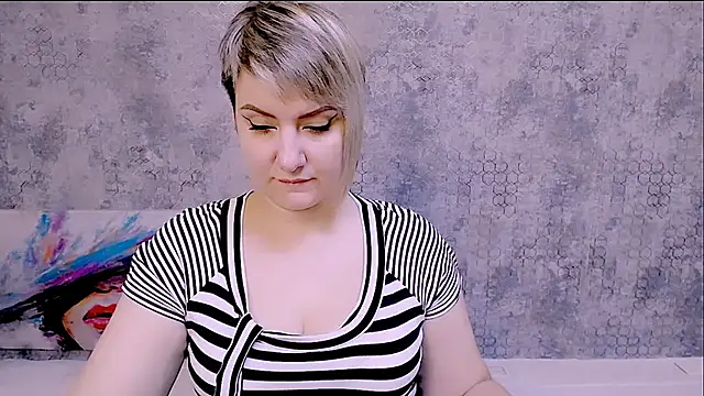 Djullia online show from September 20, 5:08 am