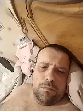 manubm03 online show from February 13, 7:37 am