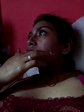 annie-19 online show from February 1, 3:30 am