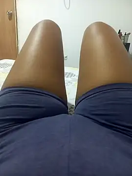 annie-19 online show from September 24, 2:26 am