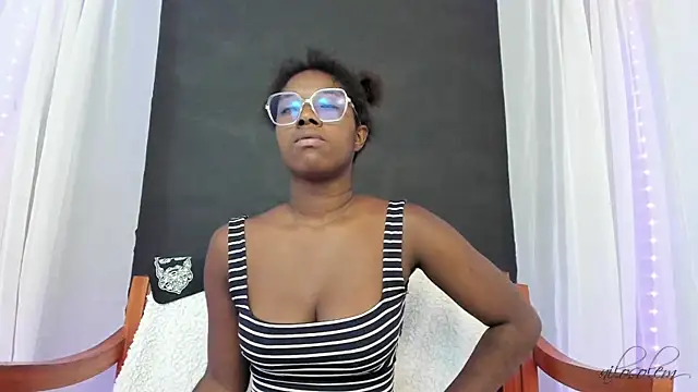 Snapshot of nilosolem chatting on January 5, 12:10 pm nilosolem online show from January 5, 12:10 pm