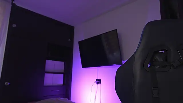  morghan  online show from February 16, 8:05 pm