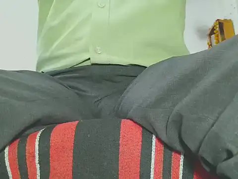 Snapshot of manan28 chatting on November 4, 9:19 am manan28 online show from November 4, 9:19 am