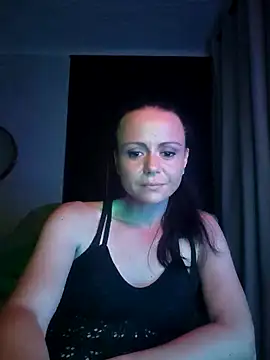 MrsBunnyBum online show from April 7, 5:35 pm