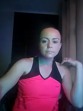 MrsBunnyBum online show from May 7, 11:04 am