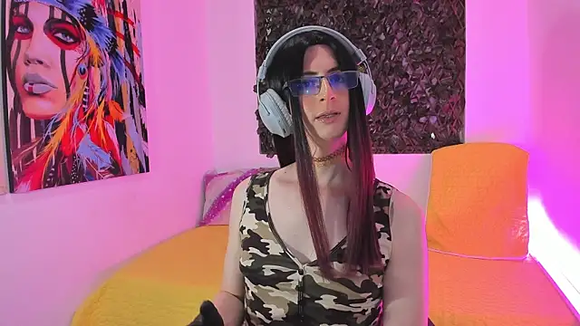 Snapshot of KimberlyJohnsoon chatting on February 5, 11:17 pm KimberlyJohnsoon online show from February 5, 11:17 pm