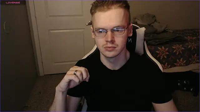 doloresman online show from March 6, 11:20 pm