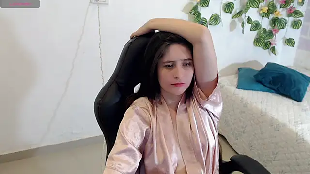 Snapshot of tania_sweet__ chatting on February 24, 9:09 pm tania sweet online show from February 24, 9:09 pm
