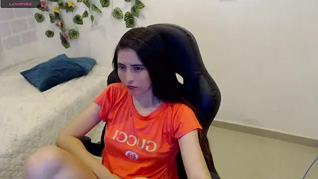 Snapshot of tania_sweet__ chatting on March 21, 4:40 pm tania sweet online show from March 21, 4:40 pm