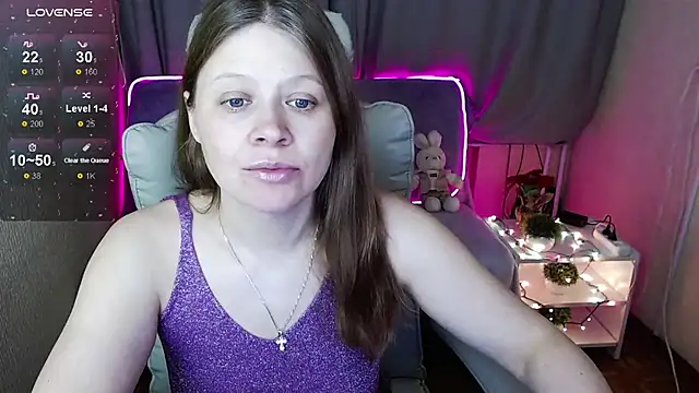 alekasamui online show from January 22, 3:31 am