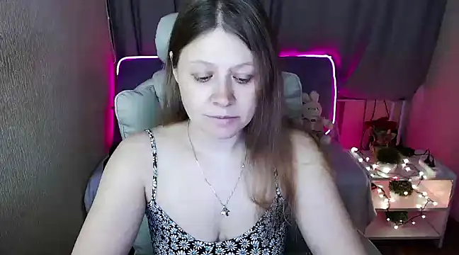 alekasamui online show from January 28, 4:50 am