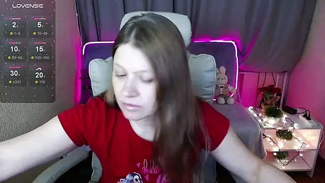 alekasamui online show from February 3, 2:36 am