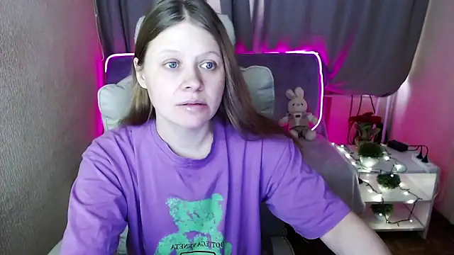 alekasamui online show from March 5, 4:45 am