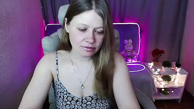 alekasamui online show from March 19, 10:31 pm