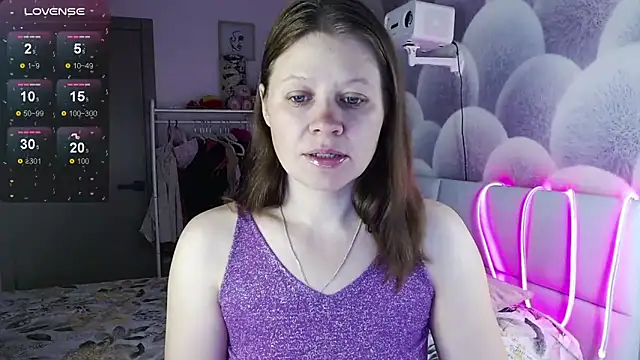 alekasamui online show from October 6, 10:18 pm