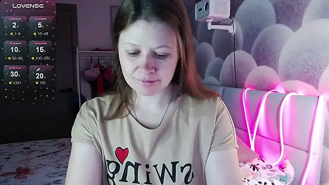 alekasamui online show from October 16, 1:28 am