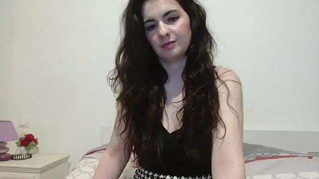 desirmiss1 online show from May 11, 2:45 pm