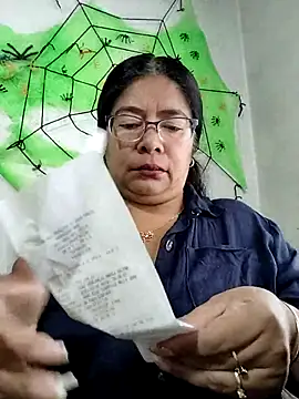 Snapshot of __valentina18 chatting on October 17, 1:14 pm valentina18 online show from October 17, 1:14 pm