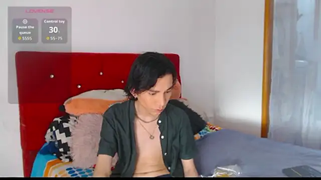 LAICK 01 online show from November 14, 8:07 pm