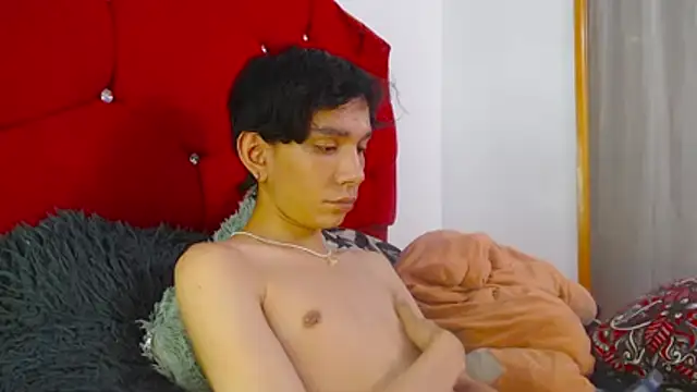 Snapshot of LAICK_01 chatting on March 2, 7:15 am LAICK 01 online show from March 2, 7:15 am