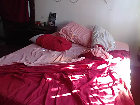 deftoolceles online show from March 25, 12:55 pm