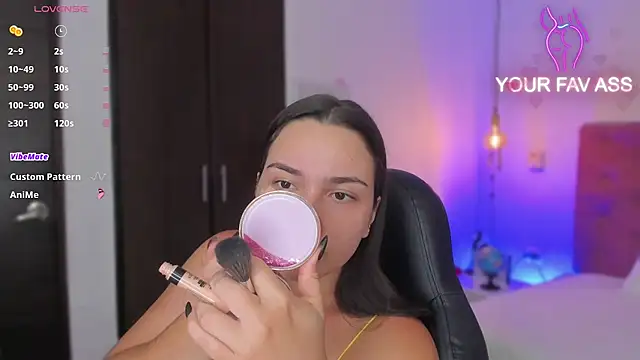 Snapshot of ava_blue chatting on February 7, 7:59 pm ava blue online show from February 7, 7:59 pm