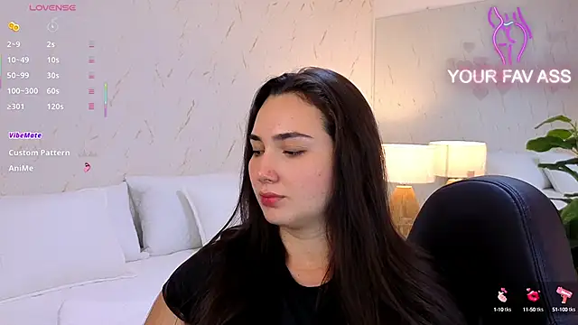 Snapshot of ava_blue chatting on September 17, 7:48 pm ava blue online show from September 17, 7:48 pm