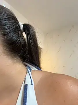 Snapshot of ava_blue chatting on December 19, 7:43 pm ava blue online show from December 19, 7:43 pm