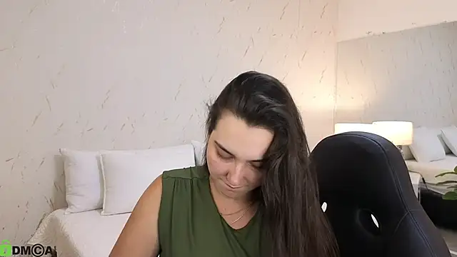 Snapshot of ava_blue chatting on January 6, 8:01 pm ava blue online show from January 6, 8:01 pm