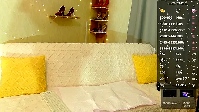 KimPolloc online show from January 11, 6:54 pm