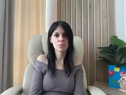 Snapshot of InjaAtHome chatting on April 30, 5:58 am InjaAtHome online show from April 30, 5:58 am