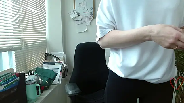 City Kat online show from May 6, 2:33 pm