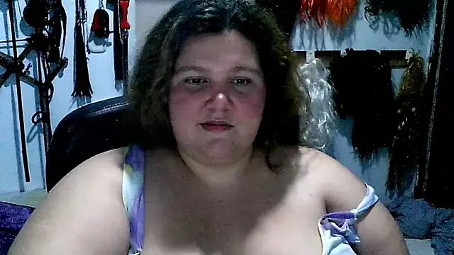 Snapshot of squirt322bbw chatting on January 18, 12:35 am squirt322bbw online show from January 18, 12:35 am