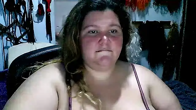 Snapshot of squirt322bbw chatting on January 20, 7:35 pm squirt322bbw online show from January 20, 7:35 pm