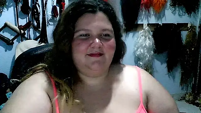 Snapshot of squirt322bbw chatting on February 19, 2:23 am squirt322bbw online show from February 19, 2:23 am