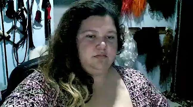 Snapshot of squirt322bbw chatting on February 24, 9:20 pm squirt322bbw online show from February 24, 9:20 pm
