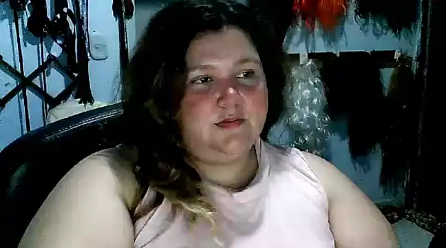 Snapshot of squirt322bbw chatting on March 13, 11:16 pm squirt322bbw online show from March 13, 11:16 pm