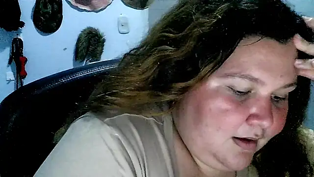 Snapshot of squirt322bbw chatting on March 18, 8:48 pm squirt322bbw online show from March 18, 8:48 pm