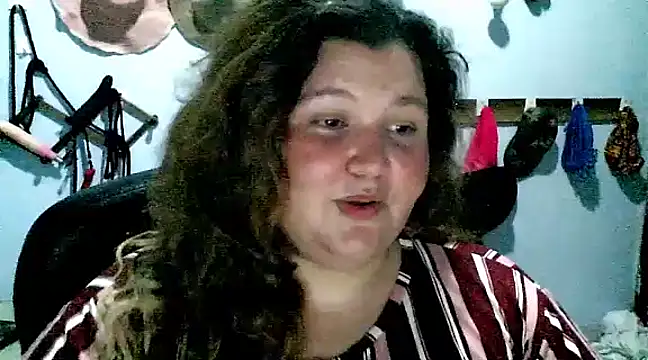 Snapshot of squirt322bbw chatting on March 21, 10:50 pm squirt322bbw online show from March 21, 10:50 pm
