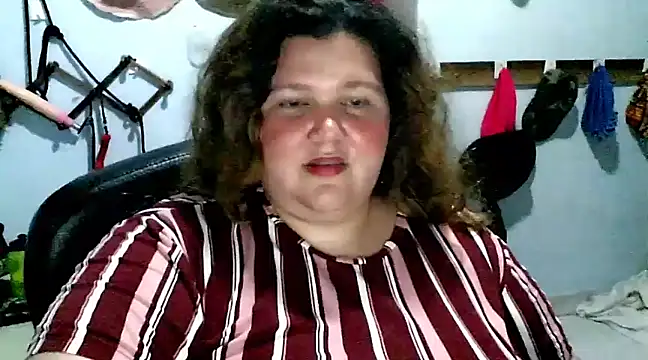 Snapshot of squirt322bbw chatting on March 22, 4:56 am squirt322bbw online show from March 22, 4:56 am