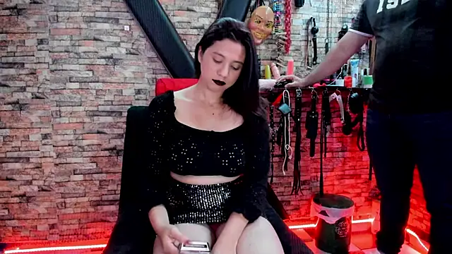 Snapshot of Liltildeman_moon chatting on January 15, 10:57 pm Liltildeman moon online show from January 15, 10:57 pm