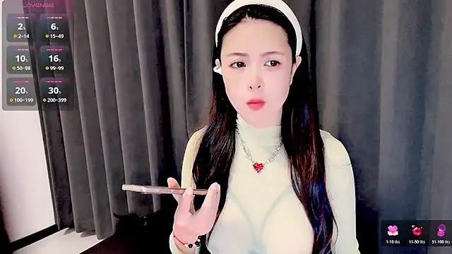 candy-yiyi online show from May 14, 1:56 am