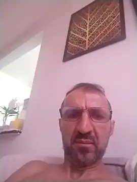 IranPKD online show from February 3, 4:34 pm