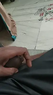 Snapshot of anjaanarun chatting on October 1, 9:15 am anjaanarun online show from October 1, 9:15 am