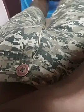 Snapshot of anjaanarun chatting on March 1, 6:59 am anjaanarun online show from March 1, 6:59 am