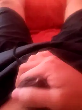 Snapshot of luisf001 chatting on August 9, 8:14 pm luisf001 online show from August 9, 8:14 pm