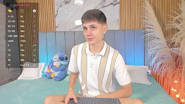 DustinLevine online show from March 25, 12:05 am